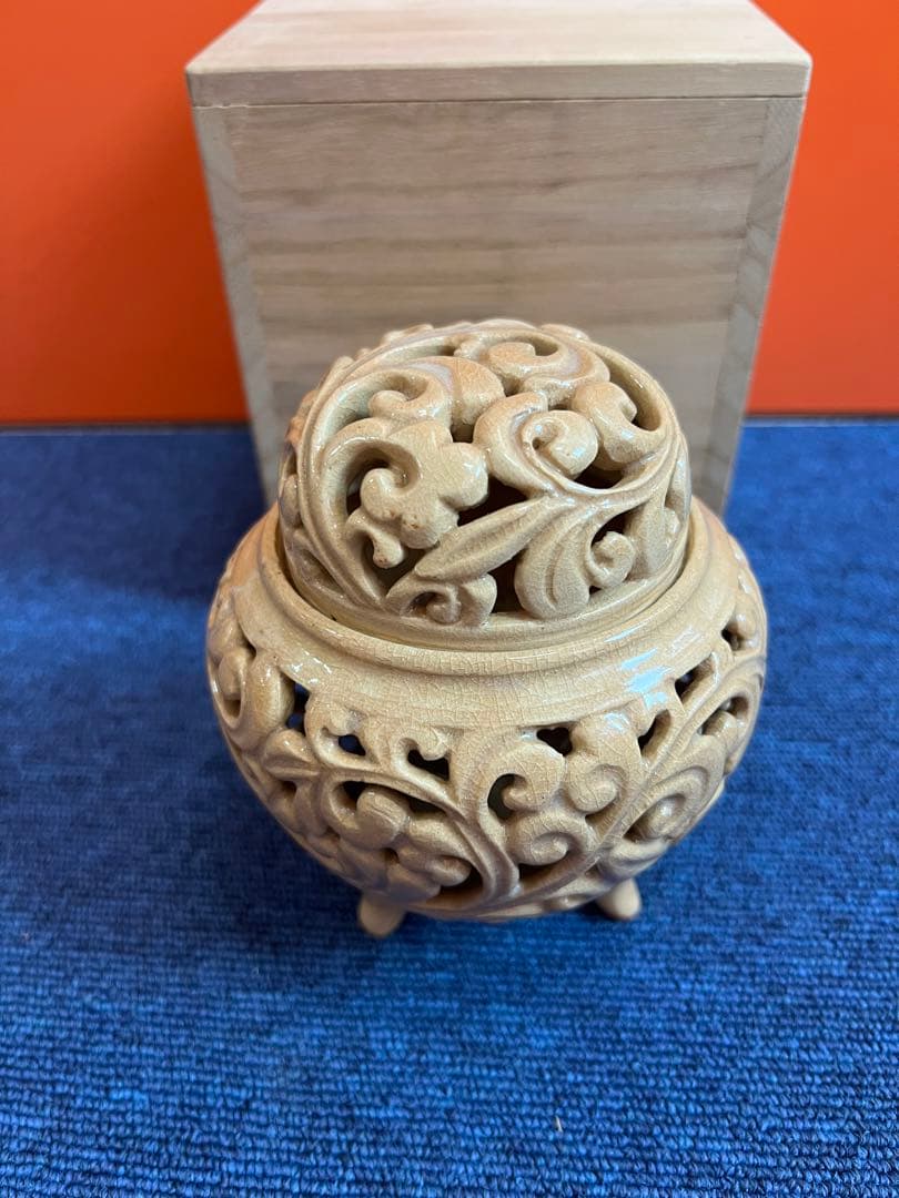 1136 萩焼　指月窯　波多野善蔵　香炉　未使用 2026年（令和8年）。 午年の干支香合が、静かに焼き上がりました