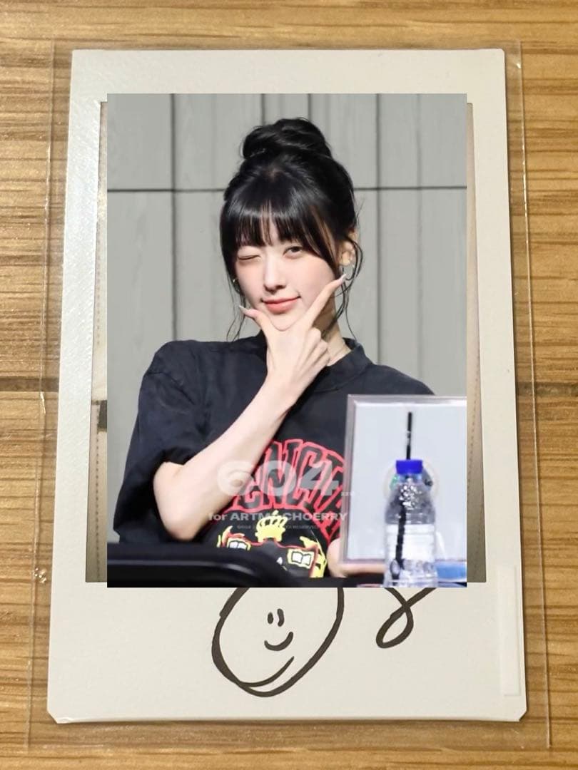 ARTMS チェリ 直筆 サイン ポラロイド