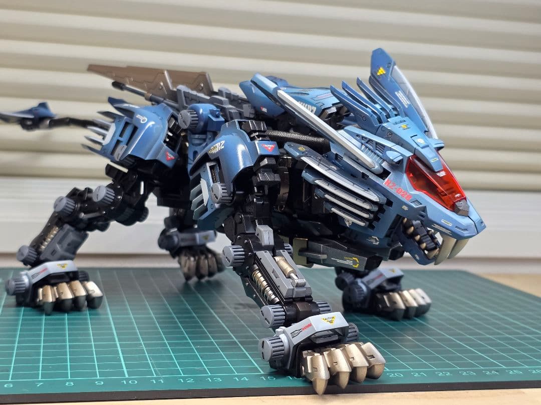 HMMゾイドブレードライガー全塗装(完成品)