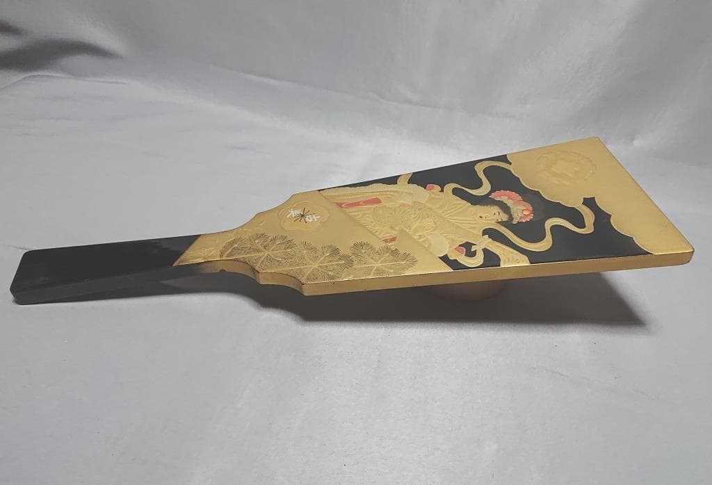 旧家蔵出し 羽子板 豪華蒔絵「天女の羽衣」木箱入り