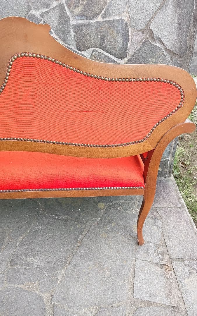 イギリスアンティーク ビクトリアンスタイル オレンジベルベットソファ