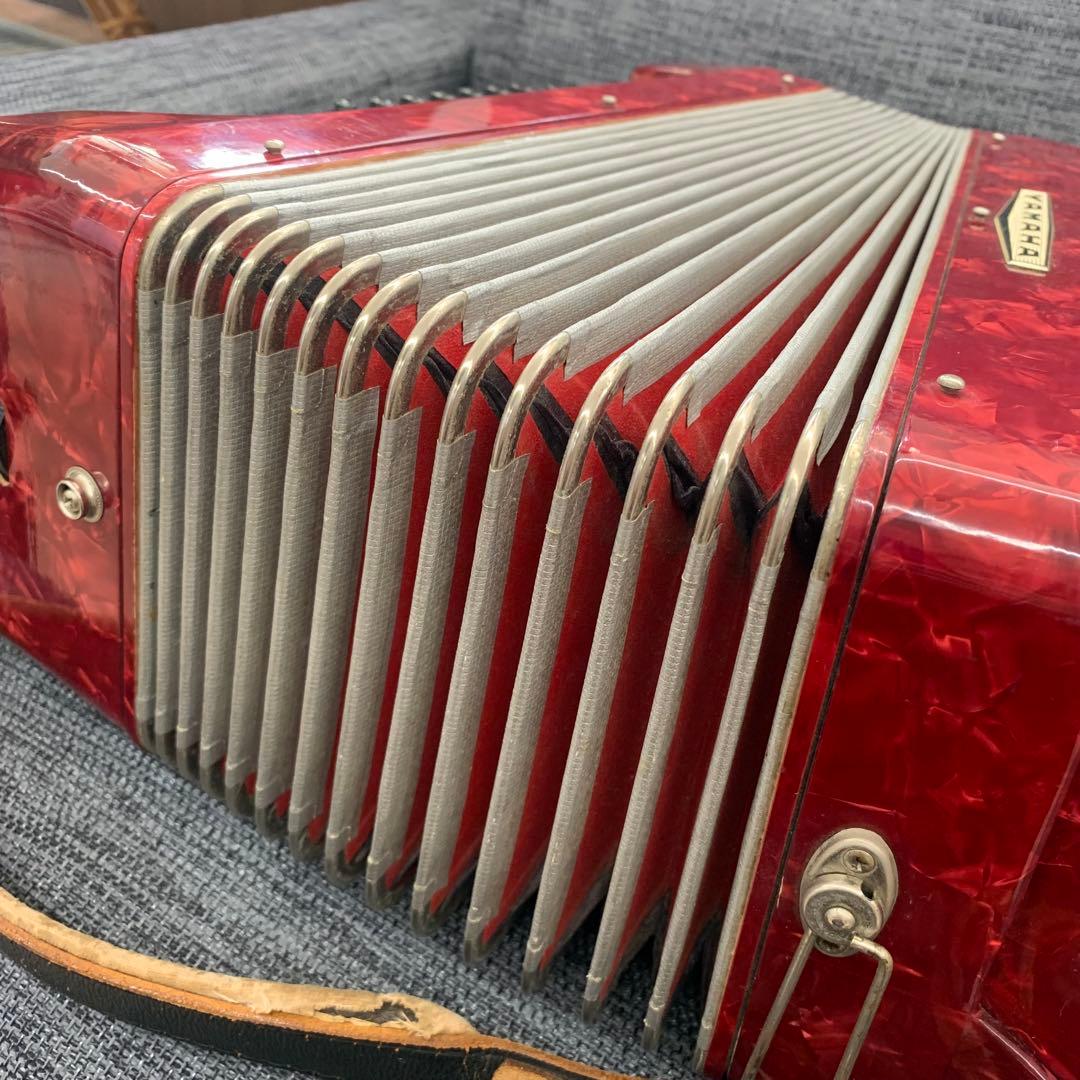 ★ YAMAHA アコーディオン 型番不明 32鍵盤 赤 動作確認済み