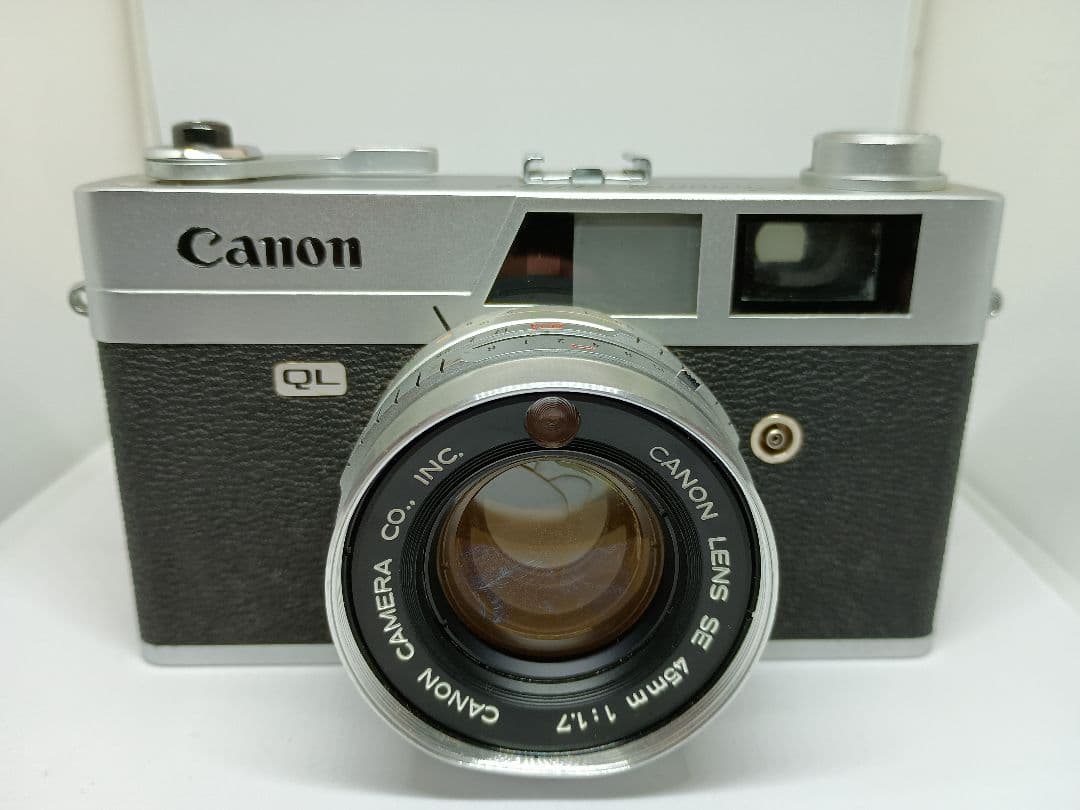 Canon QL17 フィルムカメラ 50mm f/1.7 Canon QL17 フィルムカメラ 50mm f/1.7
