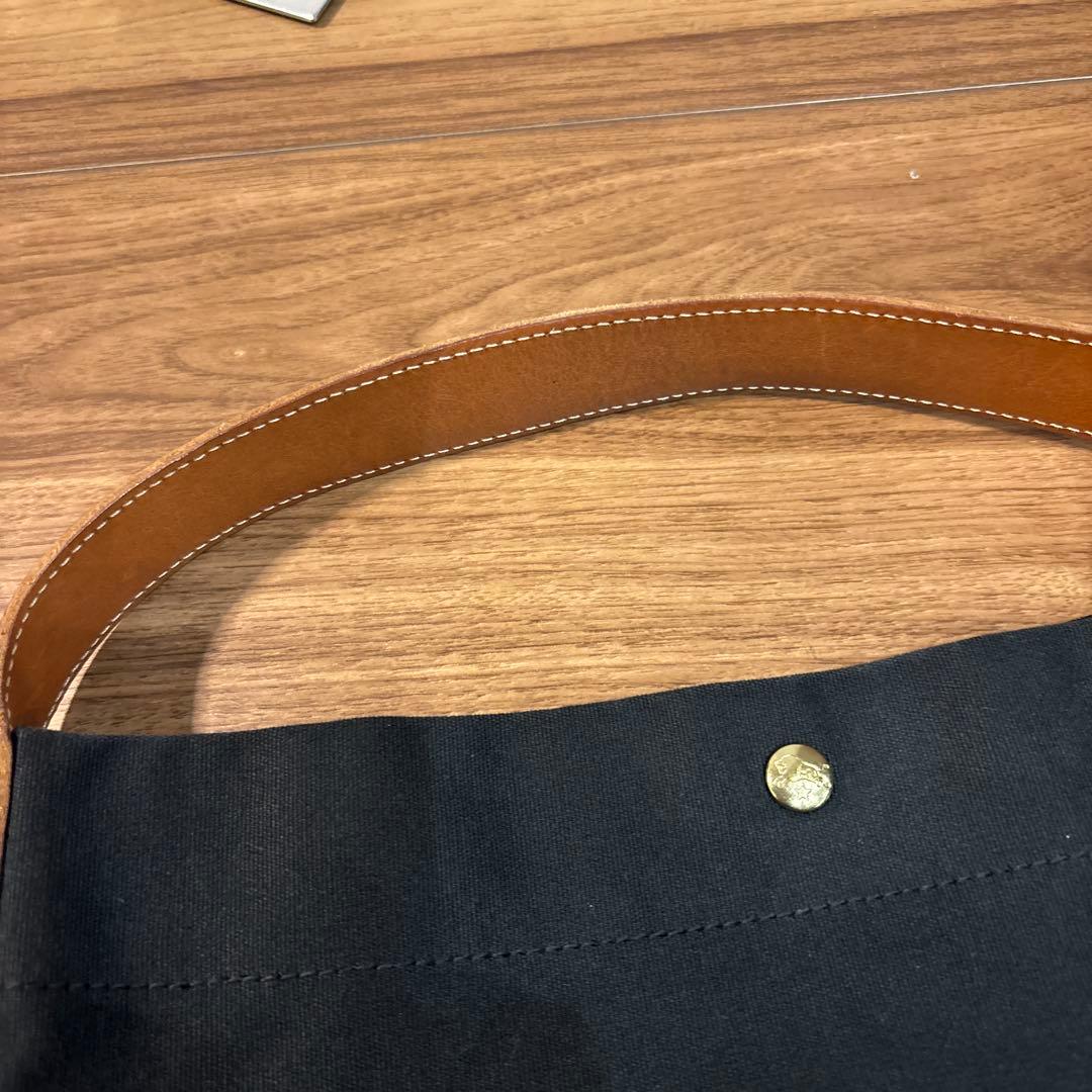 【美品】IL BISONTE イルビゾンテ キャンパス×レザー ハンドバッグ