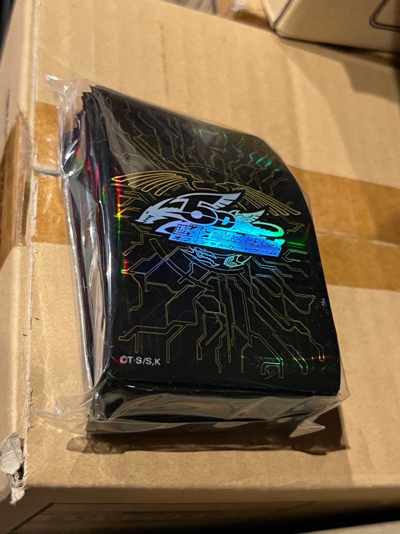 遊戯王 公式 スリーブ 新品未開封 竜の紋章 ゴールド 金 100枚入