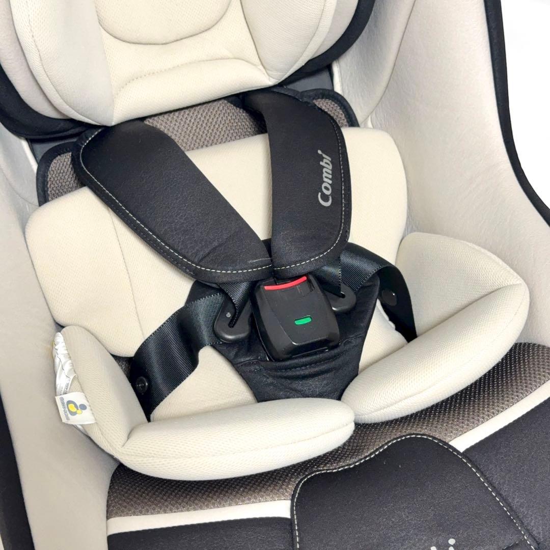 美品】コンビマルゴットS 長く使えるチャイルドシート 新生児～7歳頃まで