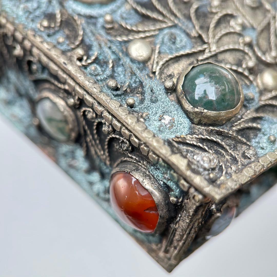 A019希少骨董外国製宝箱アンティーク高4cm幅15cm奥行10㎝現状品