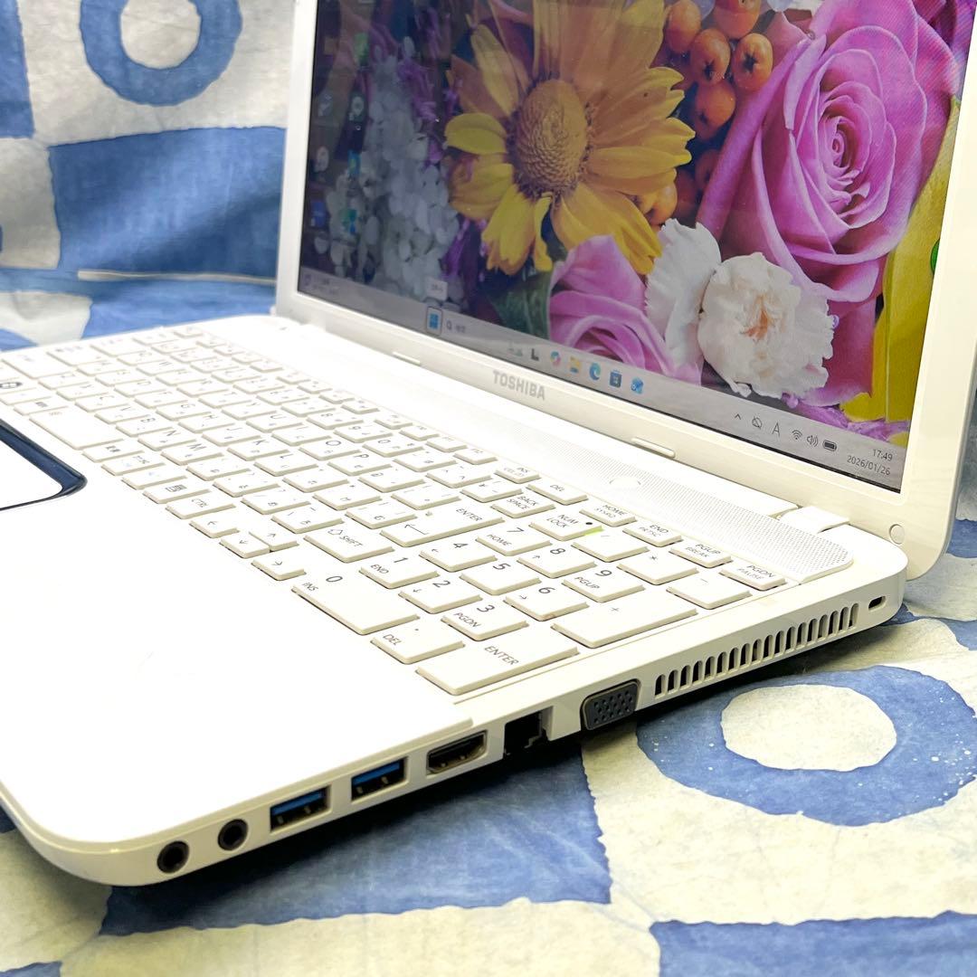 爆速SSD500GB☆i5☆人気白ノートパソコン♡ブルーレイ&カメラ！Win11