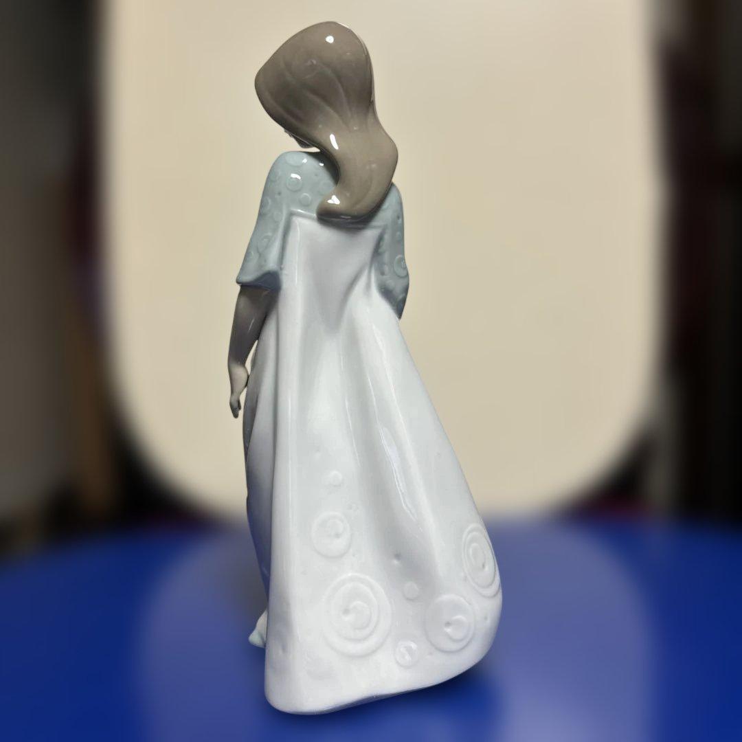 美品 NAO陶器製少女像 青いショール 2セット 高さ22cm