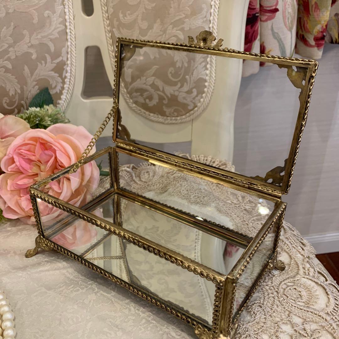 猫足＆真鍮ガラスのジュエリーボックス ガラスと真鍮でできた