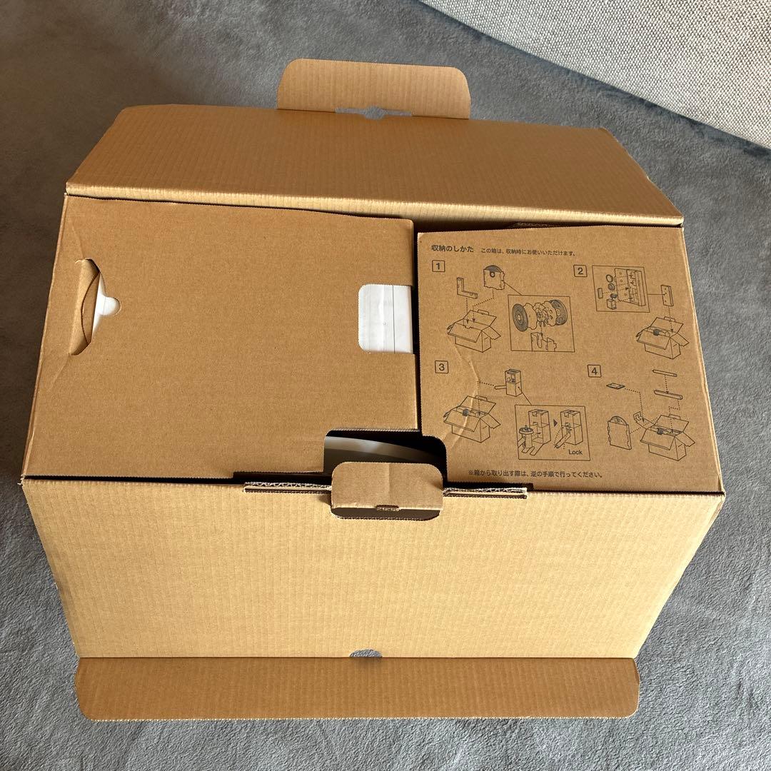 バルミューダ　EGF-1550-WG White/Gray