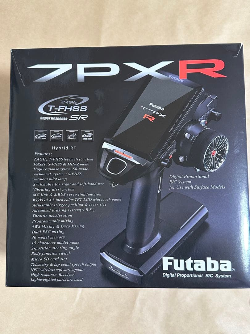 フタバ7PXR フタバ 7PXR 受信機2ヶ、バッテリー3ヶ、その他パーツ多数付き