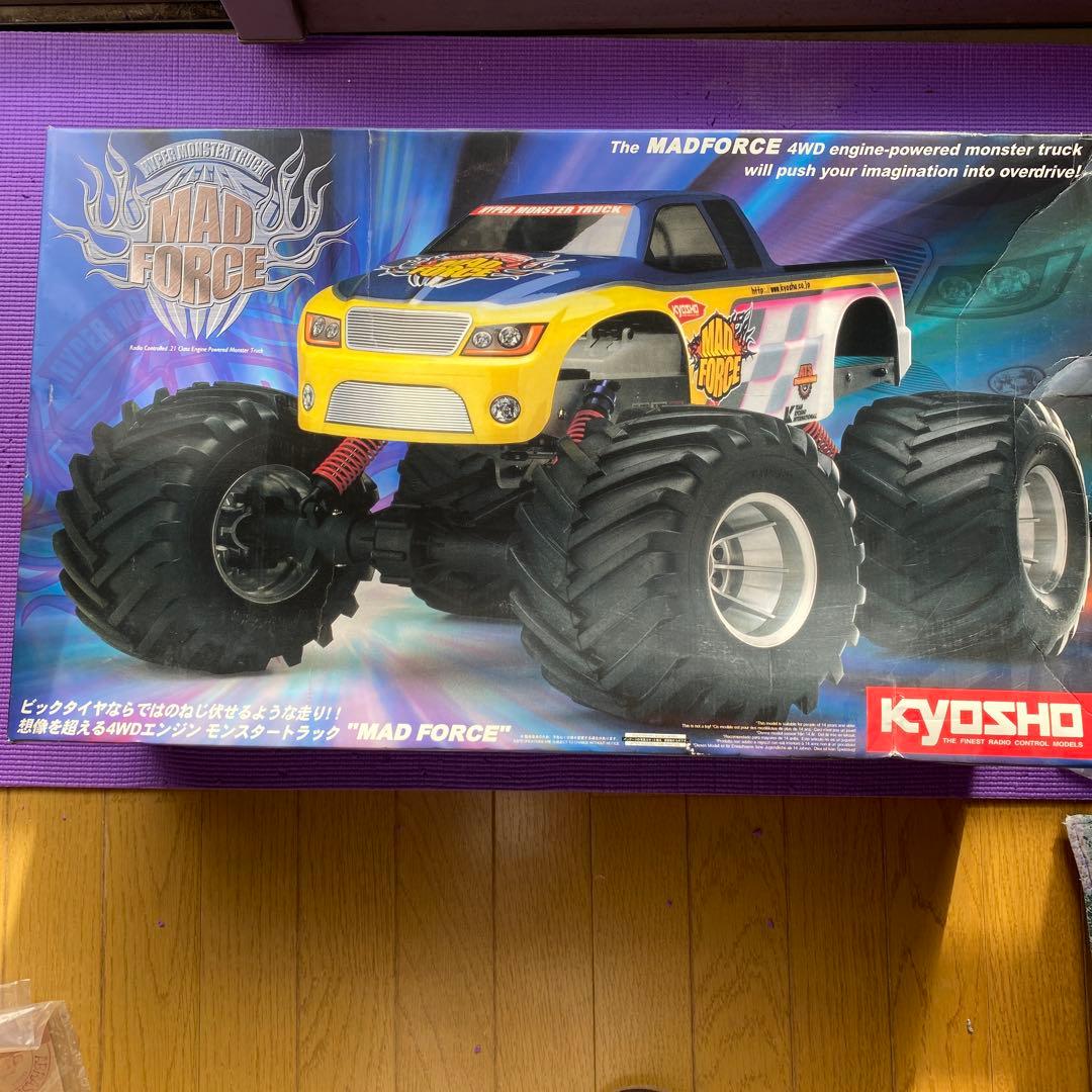 京商モンスタートラック4WDマッドフォースRCエンジン - メルカリ