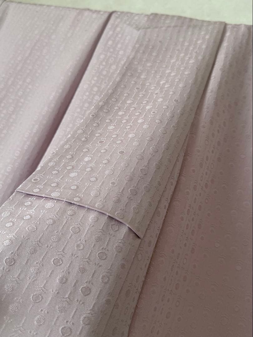 a16【特価】美品 抽象模様織り出し 一つ紋 正絹 色無地 裄 65.5 - メルカリ