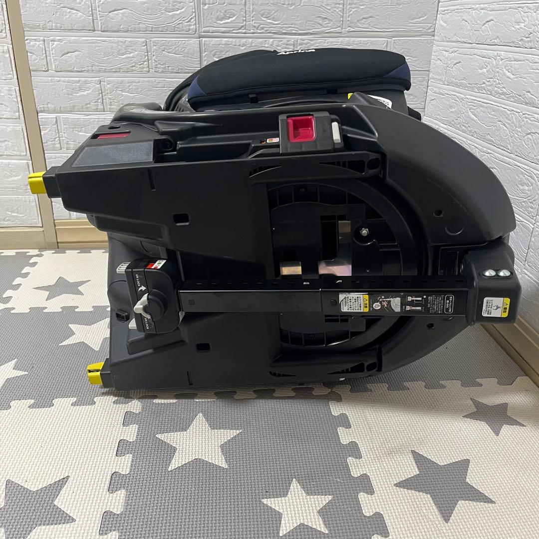 ☆ほぼ新品☆アップリカ☆チャイルドシート☆フラディアプラスプレミアムisofix