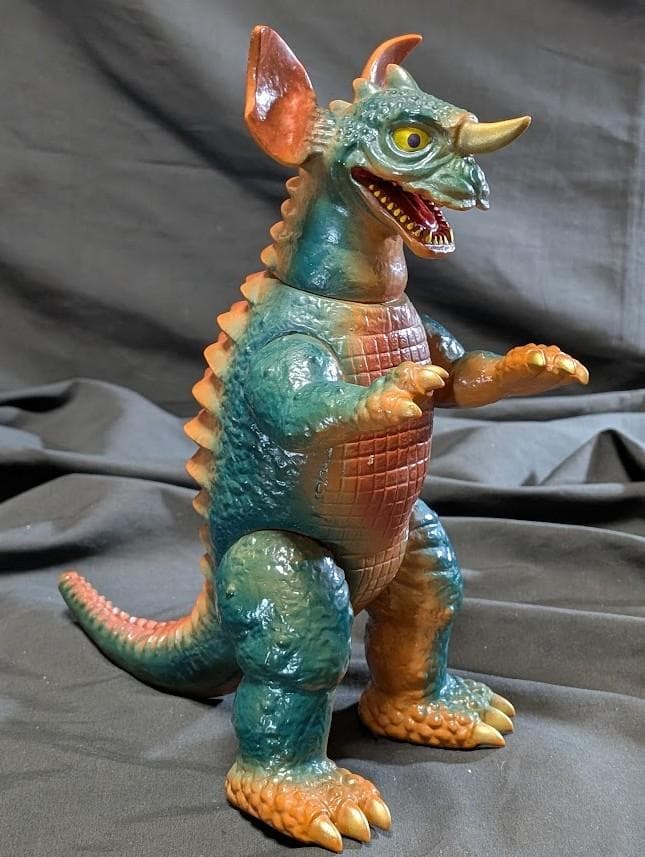 バラゴン「フランケンシュタイン対地底怪獣」登場怪獣（マーミット）ソフビフィギュア