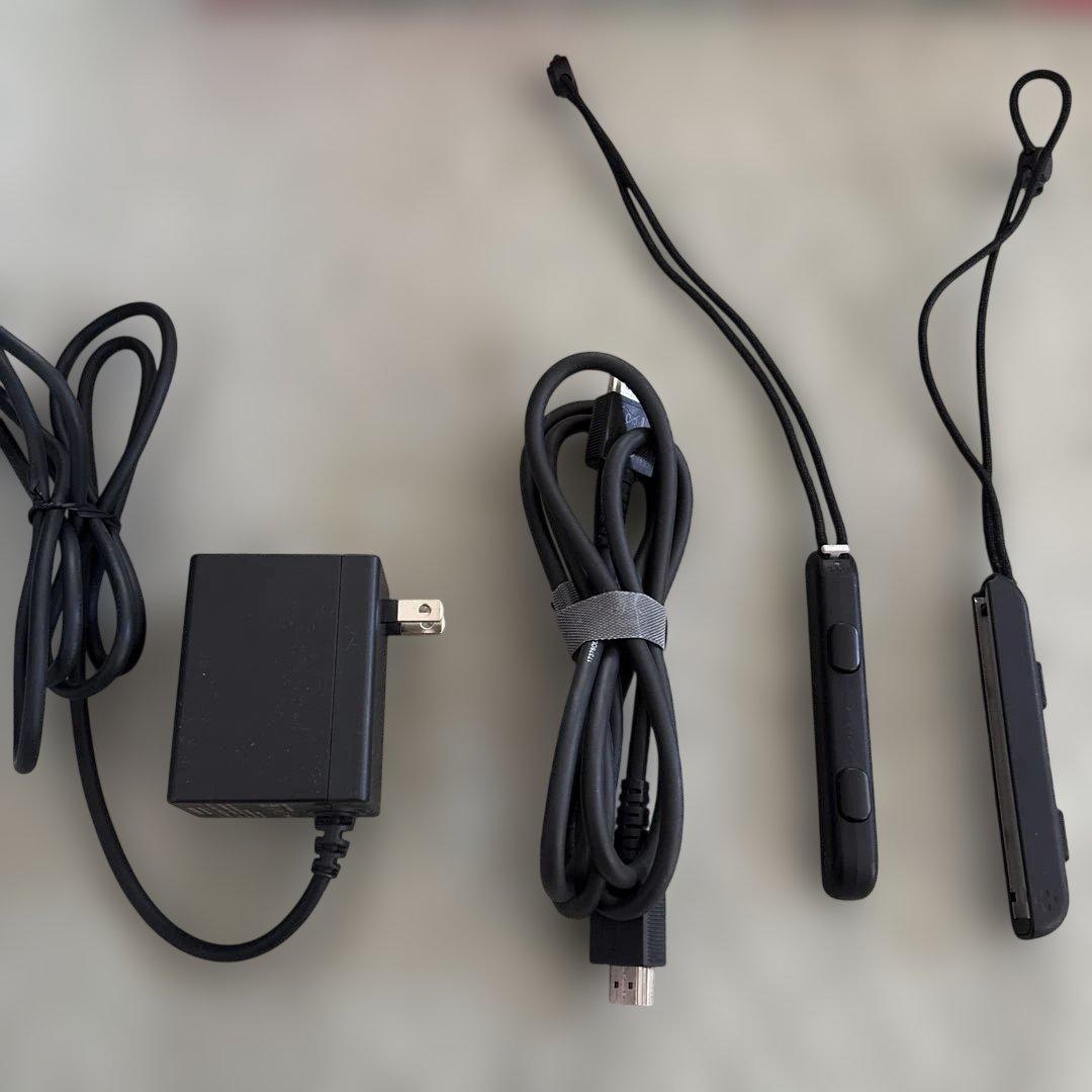 Nintendo Switch 本体【Joy-Conはジャンク】社外コントローラ