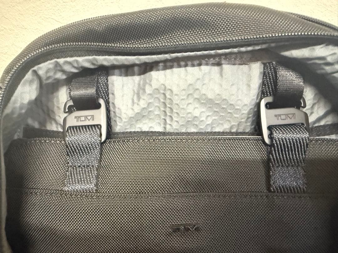 TUMI ALPHA 3 ブラックビジネスリュック