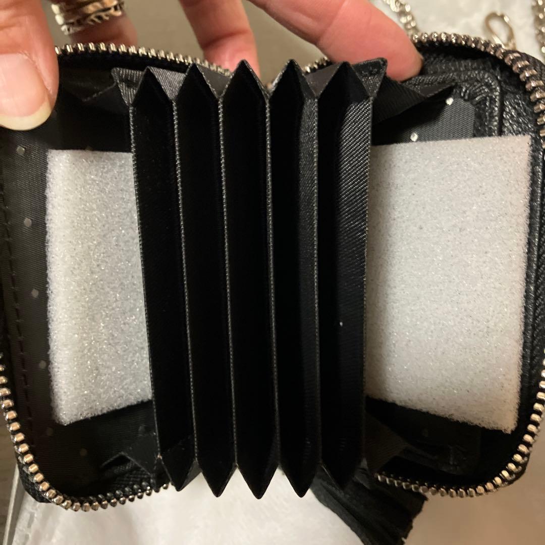 ペルケ perche / マルチスタッズジャバラチャームウォレットショルダー