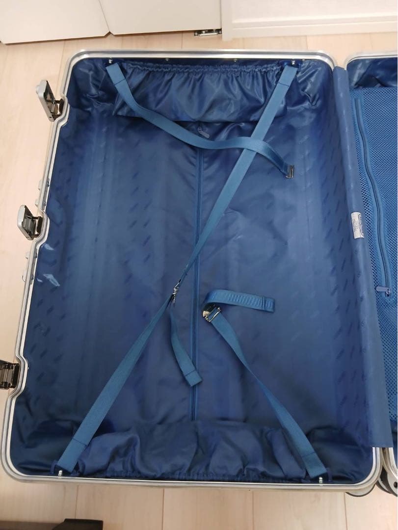 RIMOWA TOPAS シリーズ 104L 青ロゴ ホイール 4輪 - メルカリ