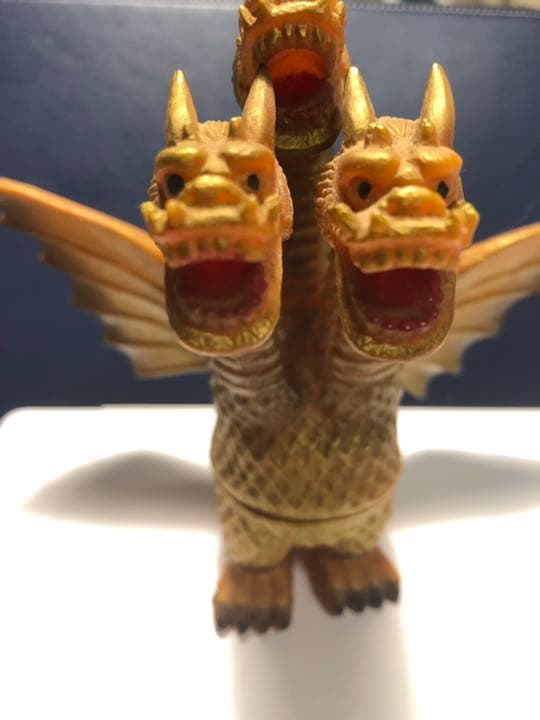 プレックスからポピーの「グレートザウルス」シリーズに「キングギドラ