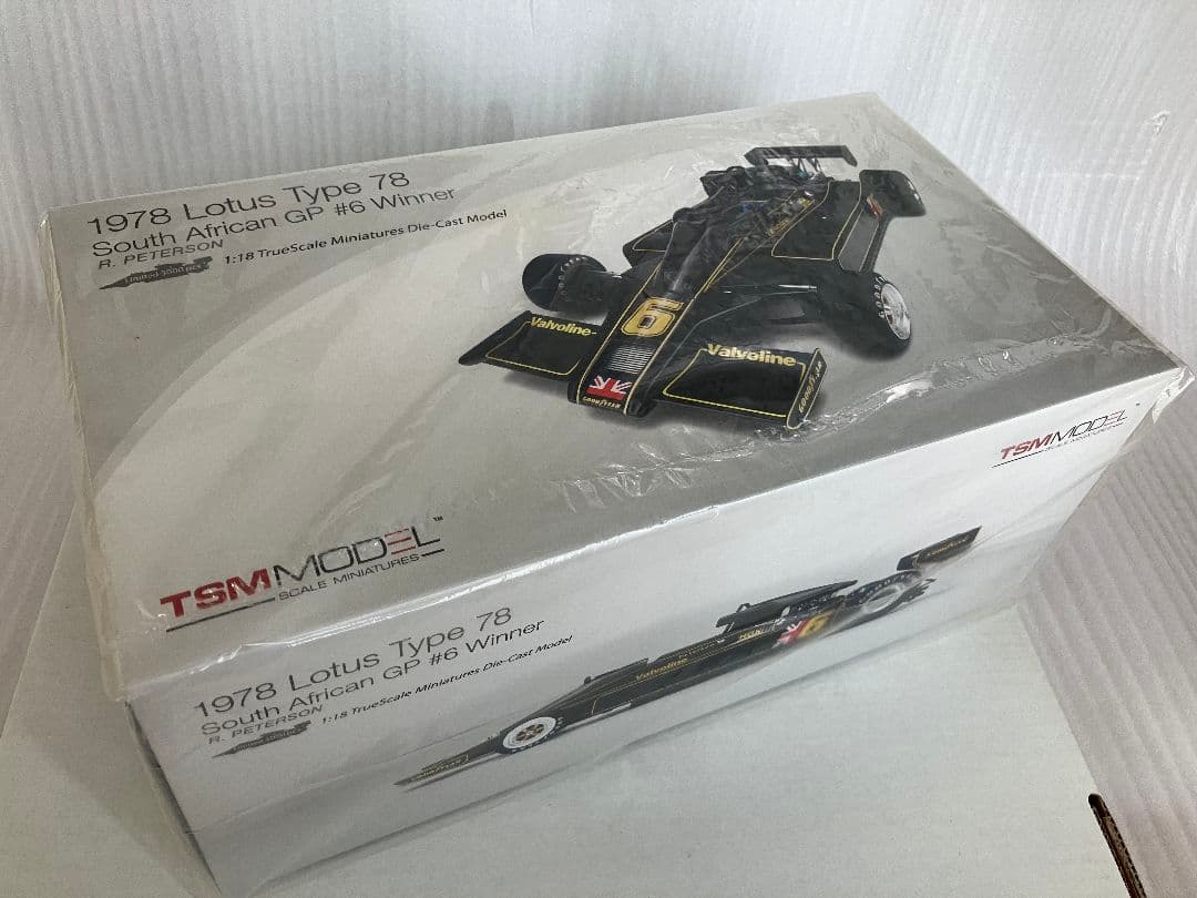 O⑧ ロータス78 ミニカー 1/18 ロニー・ピーターソン JPS仕様