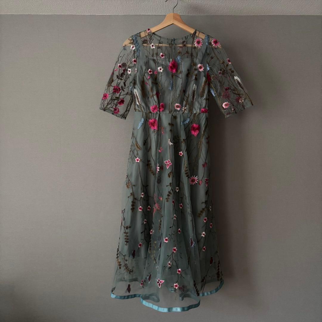 結婚式にビンテージ風レースワンピース niana ヴィンテージ風フラワー