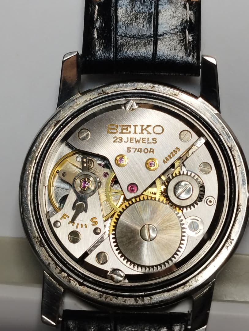 【昭和国産腕時計】 セイコーロードマーベル　23石　秒針規正付き　OH済み