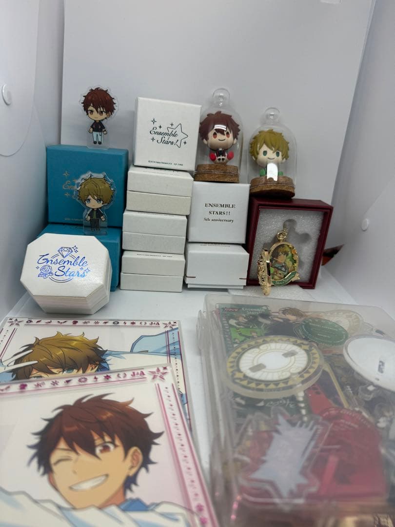 バラ売り/お値下げ可能】あんスタ 引退品 まとめ売り 大量 - メルカリ