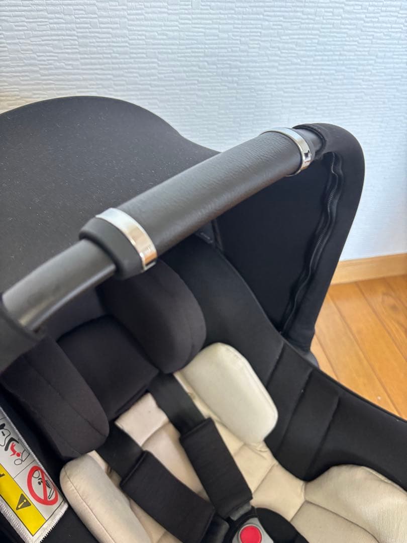 【最終値下げ】アップリカ　ベビーシート　エアキャリー