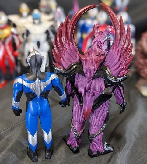 ウルトラマンコスモス＆登場怪獣・宇宙人（バンダイ）ソフビフィギュア16体セット