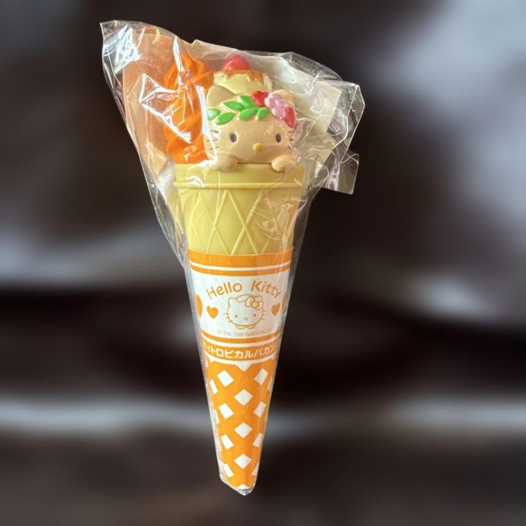 ハローキティ アイスクリームコーンキーホルダー ボールペン