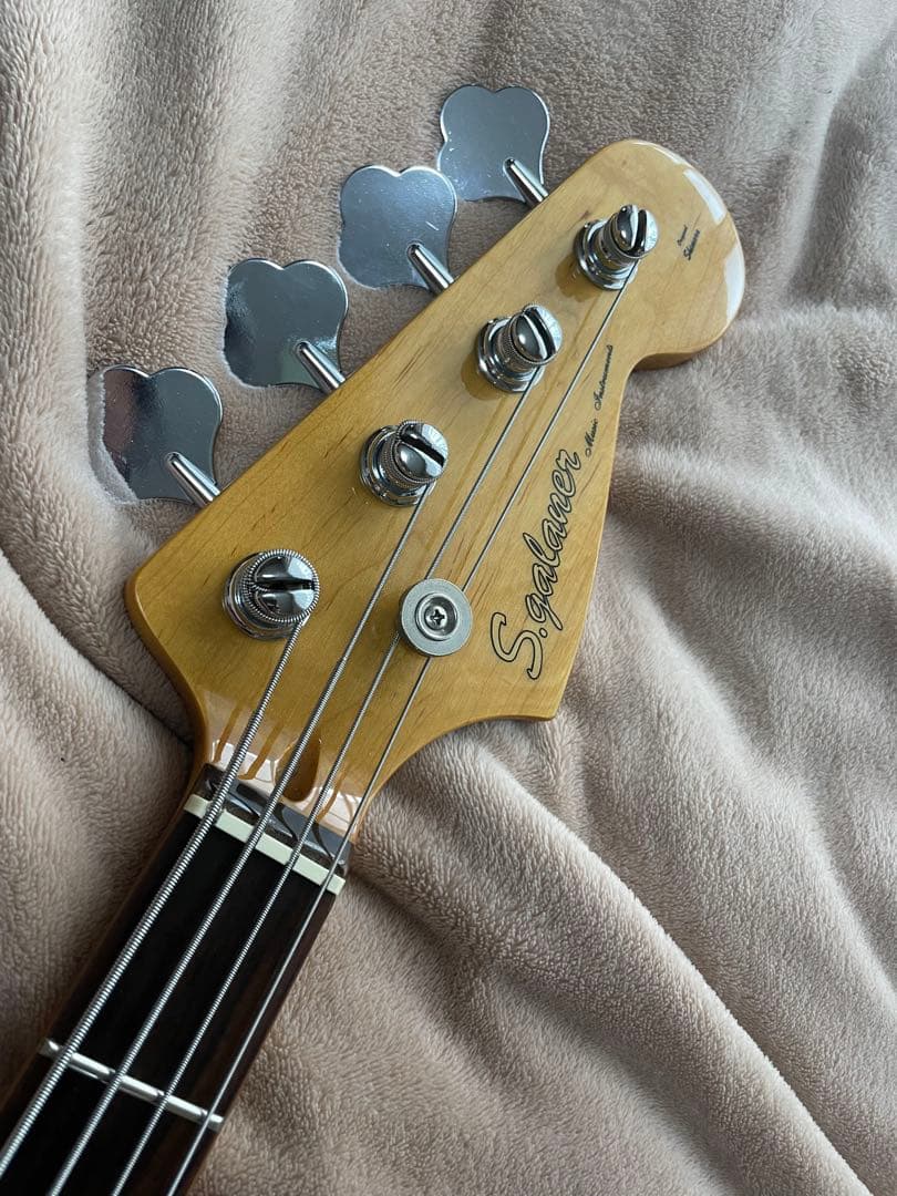 エレクトリックベースSギャラナージャズベースタイプ弾きやすく調整済み