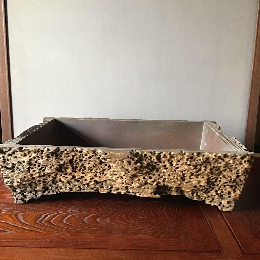 古伊万里錆釉兎文小壺