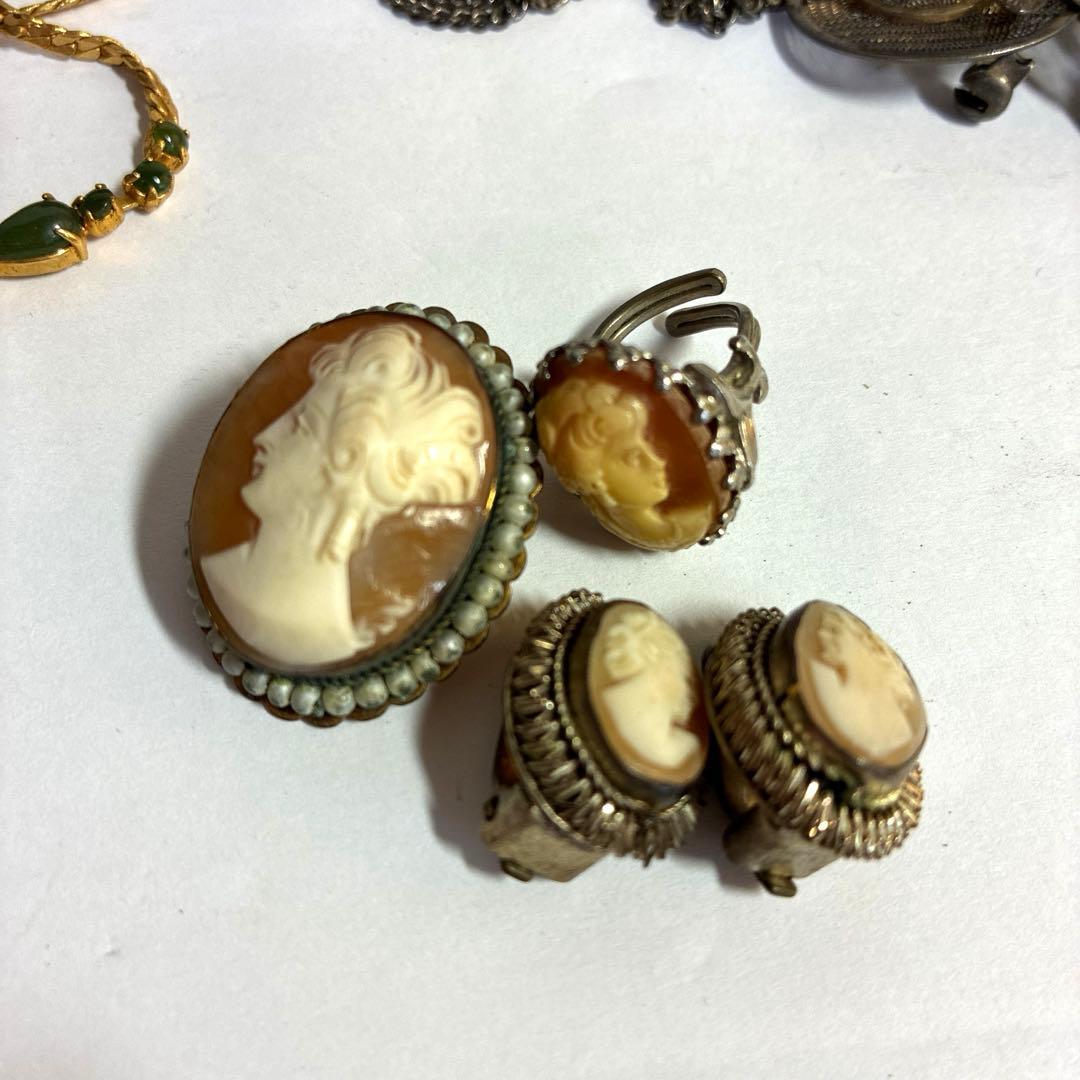 アンティーク ジュエリー カメオ BA800 七宝焼 翡翠 イヤリング ブローチ