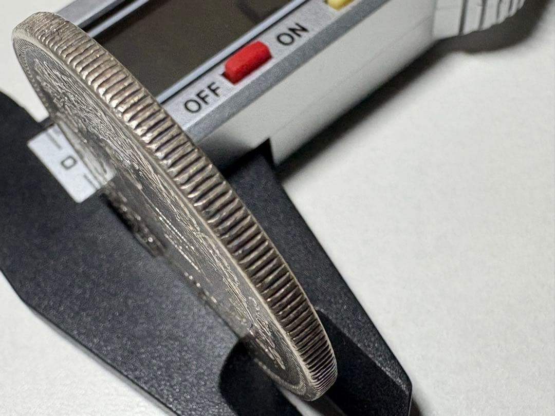 本物保証】一圓銀貨 丸銀右打 明治29年銘