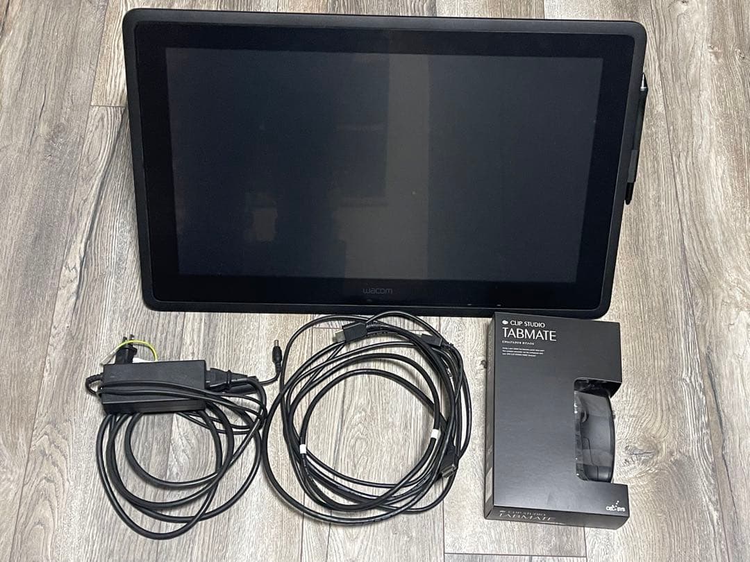 Wacom Cintiq 22 (DTK-2260) wacom cintiq22(DTK-2260)ProPen 3D（KP505）
