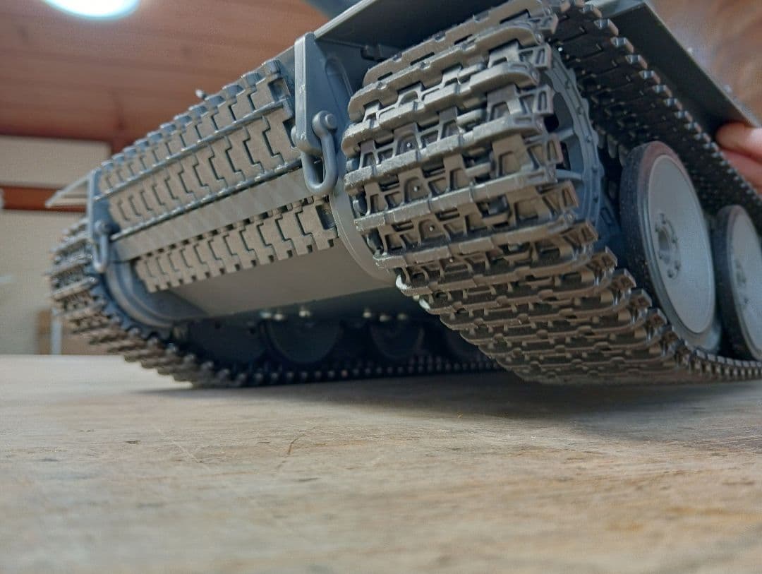 タミヤ 1/16 RC ドイツ重戦車 タイガーI 初期生産型 組み立て済完成品