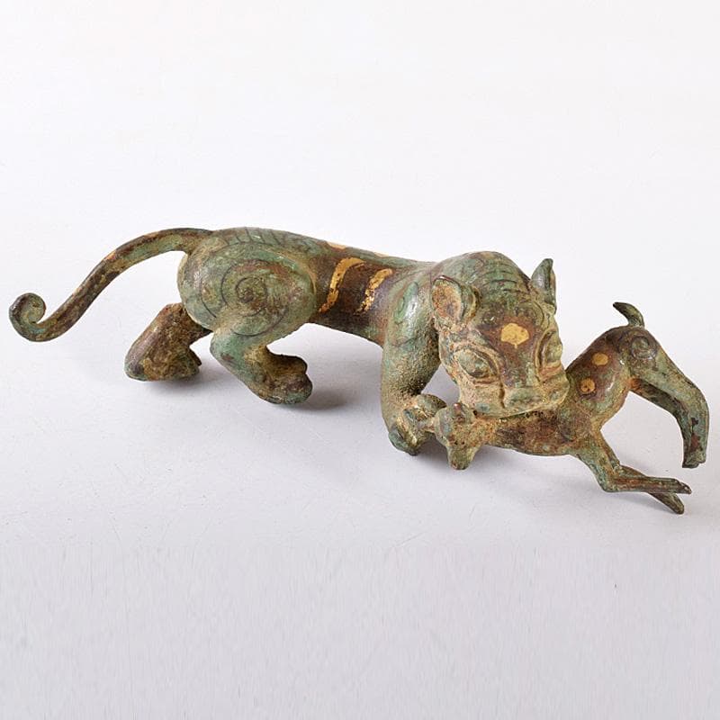 中国　古銅青銅鍍金　虎噬鹿　置物　M　R8096 中国 古銅青銅鍍金 虎噬鹿 置物 M R8096 中国 古銅青銅鍍金 虎噬鹿
