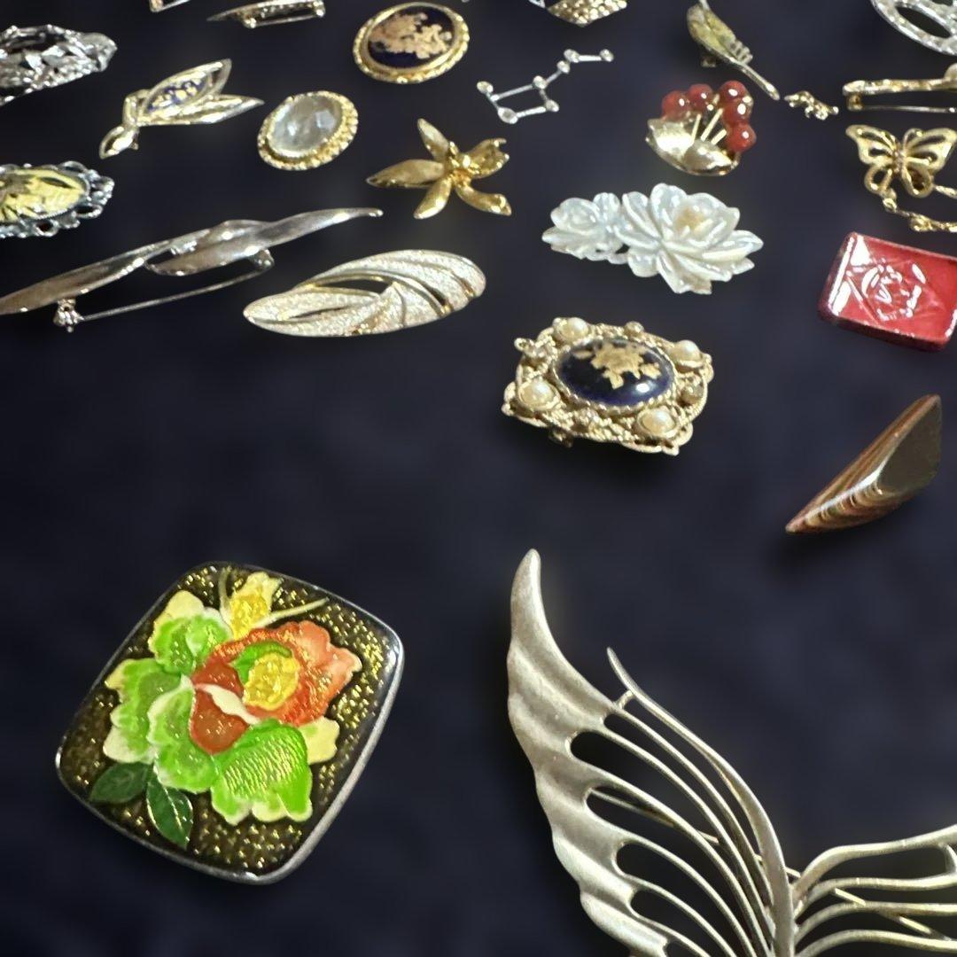 vintage】多様なデザインのブローチセット 130点以上 まとめ売り