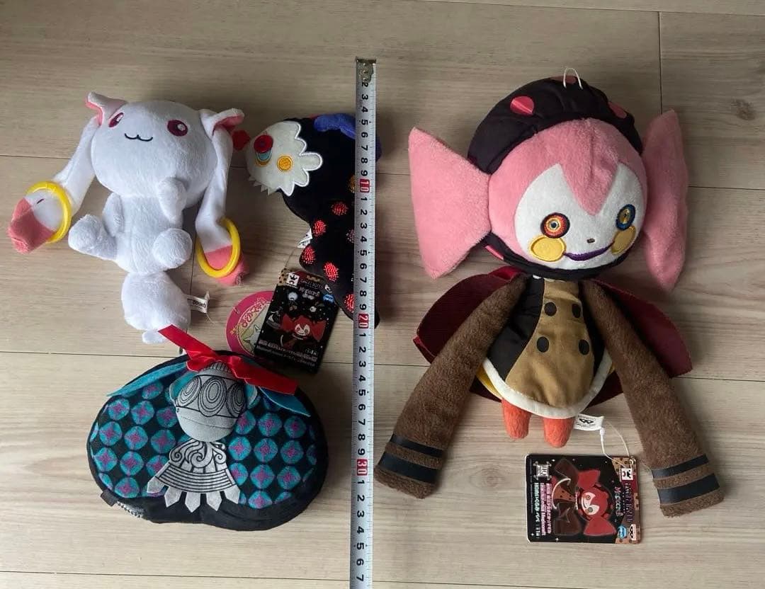 魔法少女まどかマギカ　ぬいぐるみセット　タグ付き　べべ　キュウベイ　ポーチ