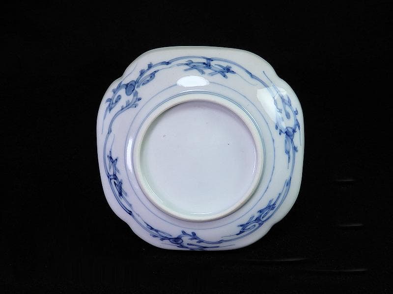 大聖寺伊万里　金襴手　松竹梅に草花紋の図　四方角皿 ５枚　C688AS-fbbi