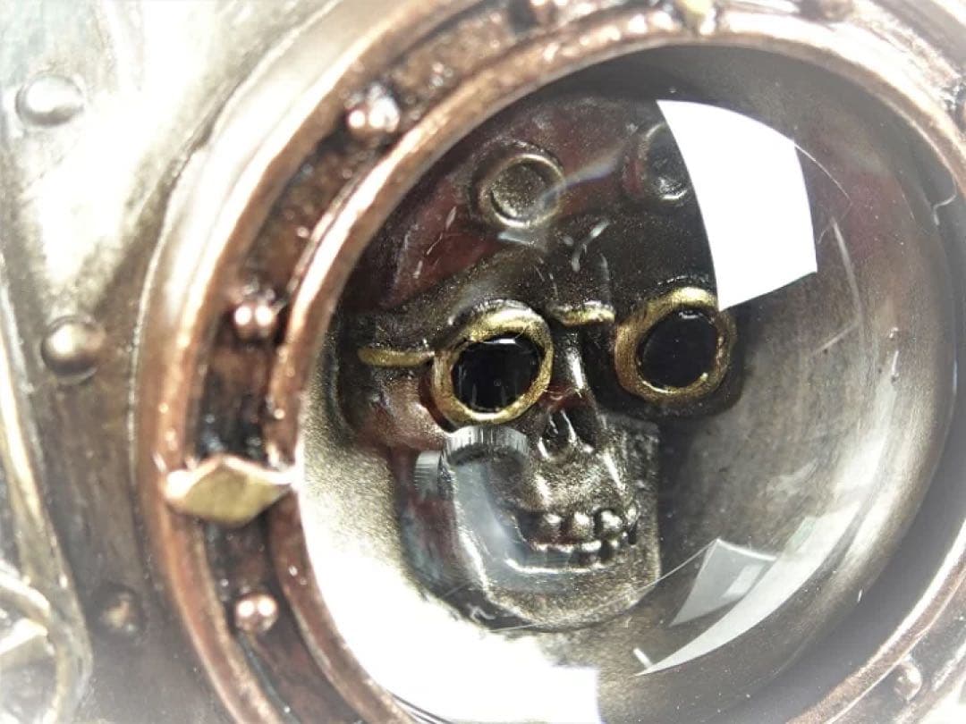 スチームパンク　fish潜水艦　置物　ライト付き　ギレルモデルトロの世界