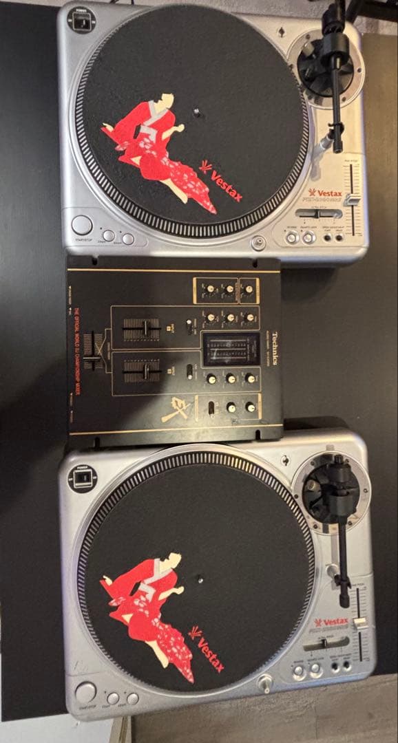 Vestax ターンテーブル 2台セット ミキサー付き Vestax ターンテーブル2台ミキサーセット