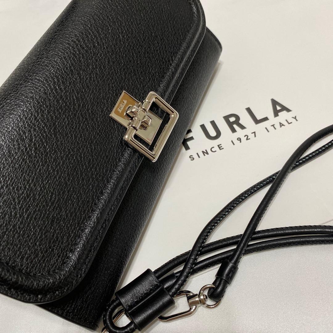 極美品　フルラ　FURLA ミニ ショルダーバッグウォレット　ストラップ付