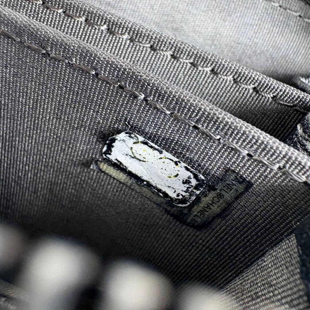 CHANEL ボーイシャネル　キャビアスキン　ケース　カードケース　財布