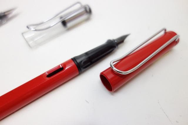 LAMY ラミー サファリ 万年筆 5本 長期保管 未使用品 小傷あり - メルカリ