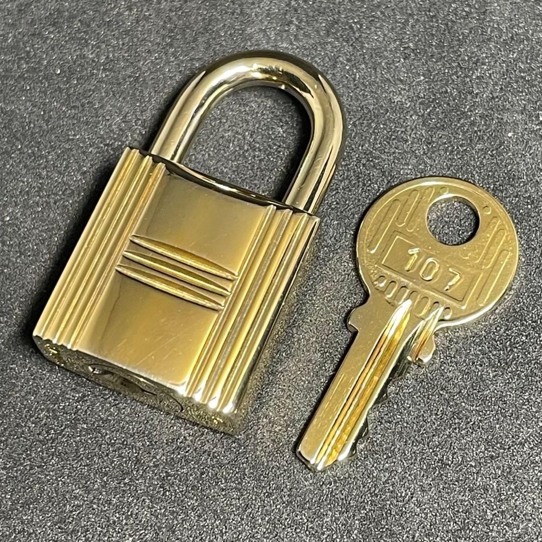 美品】エルメス K24ゴールドメッキ パドロック カデナ リペア品 107番