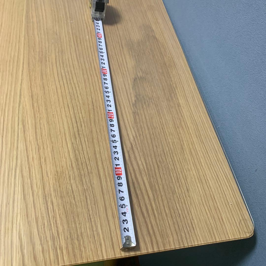 2023年製ニトリフィルン幅80㎝ダイニングテーブル　シミあり