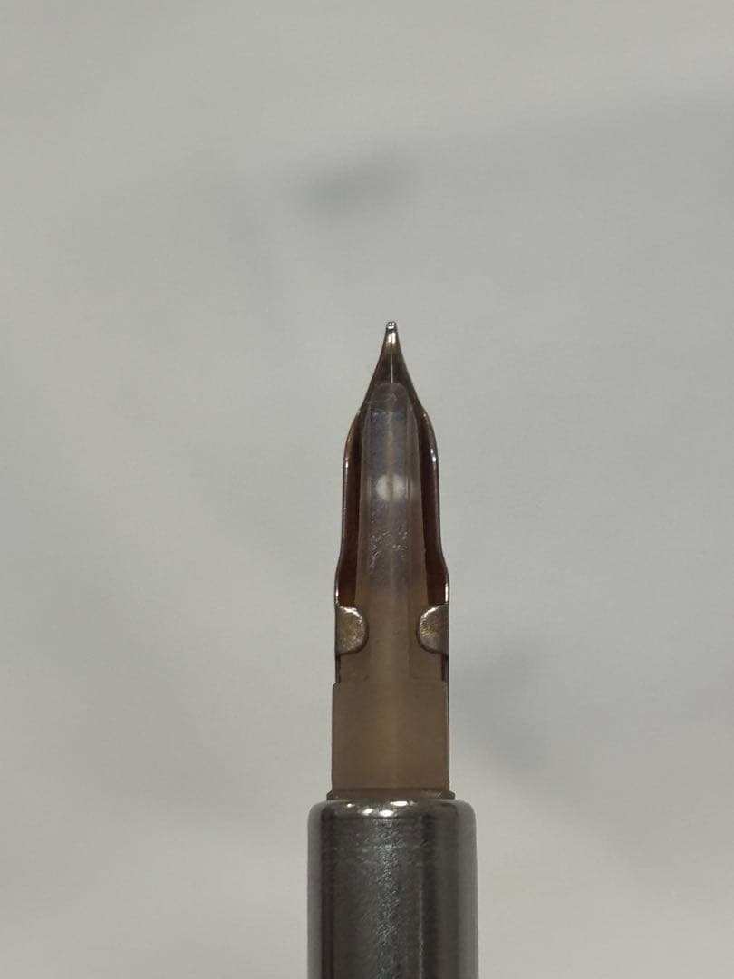 <希少> '70s新品PILOT ノック式万年筆　14K-585キャップレス 希少> '70s新品PILOT ノック式万年筆 14K-585キャップレス - メルカリ